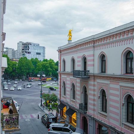 Solo Apartment In City Center Tbilisi Eksteriør bilde